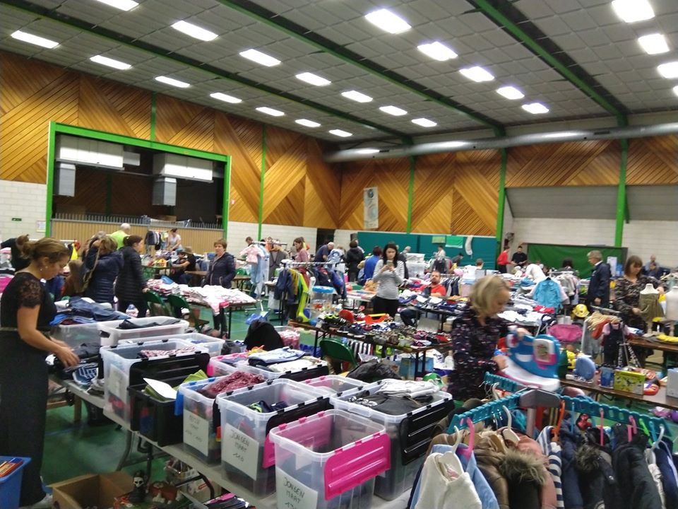 tweedehandsbeurs gezinsbond dilsen-stokkem 2019